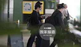 何炅机场爆料视频播放,揭秘明星日常幕后趣事