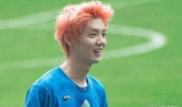 足球爆料娱乐圈,揭秘足球爆料背后的娱乐圈故事