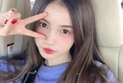 抖音某女网红吃瓜,揭秘娱乐圈幕后真相！”