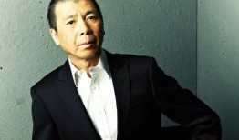 刘震爆料冯小刚视频播放,真相背后引人深思